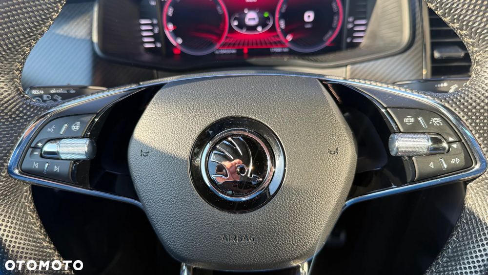 Skoda Kodiaq 1.5 TSI ACT Sportline - 33