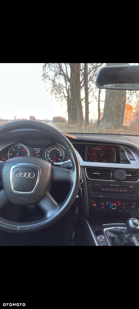 Audi A4 2.0 TDI - 14