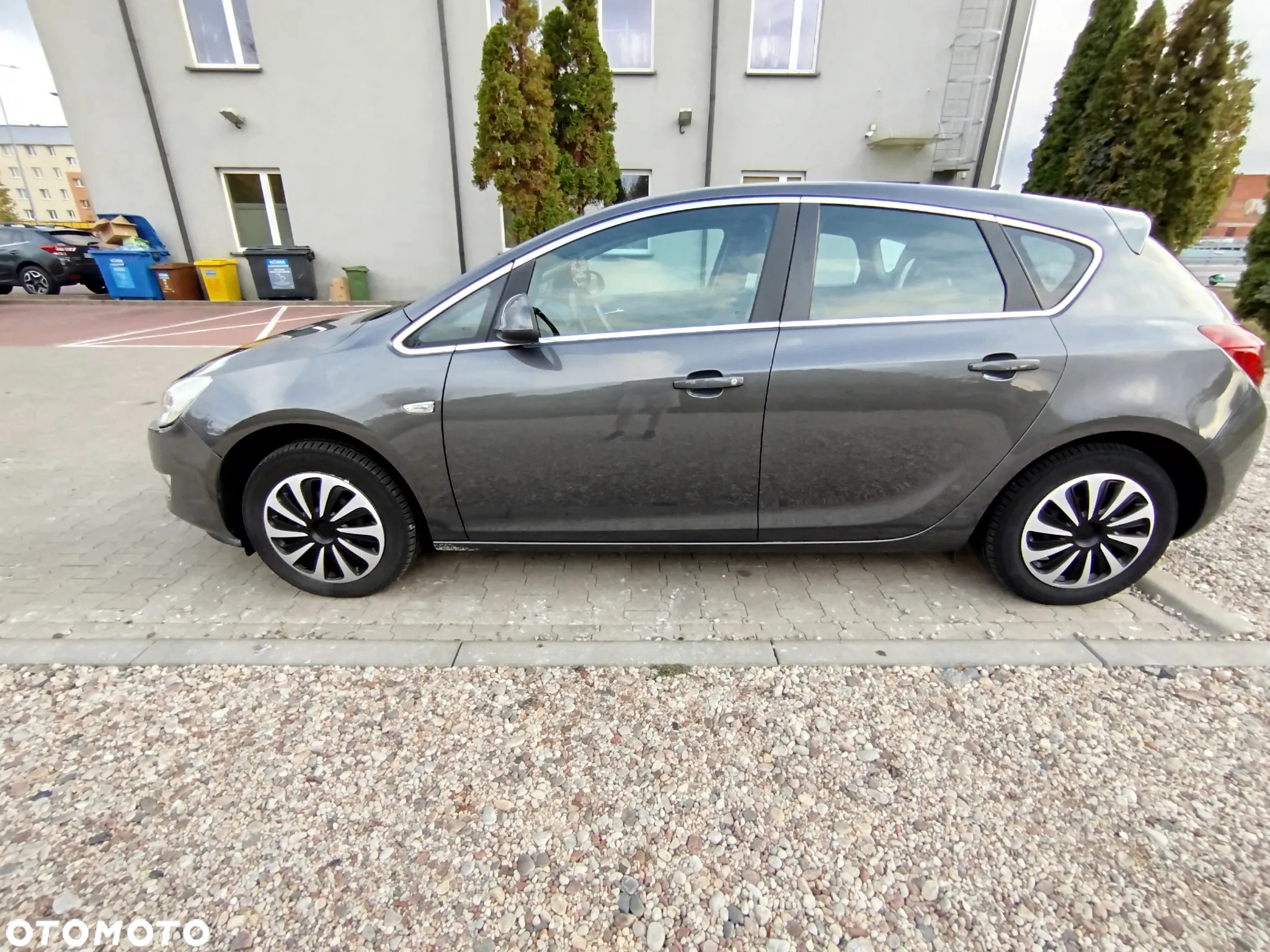 Opel Astra IV 1.6 Cosmo - 2