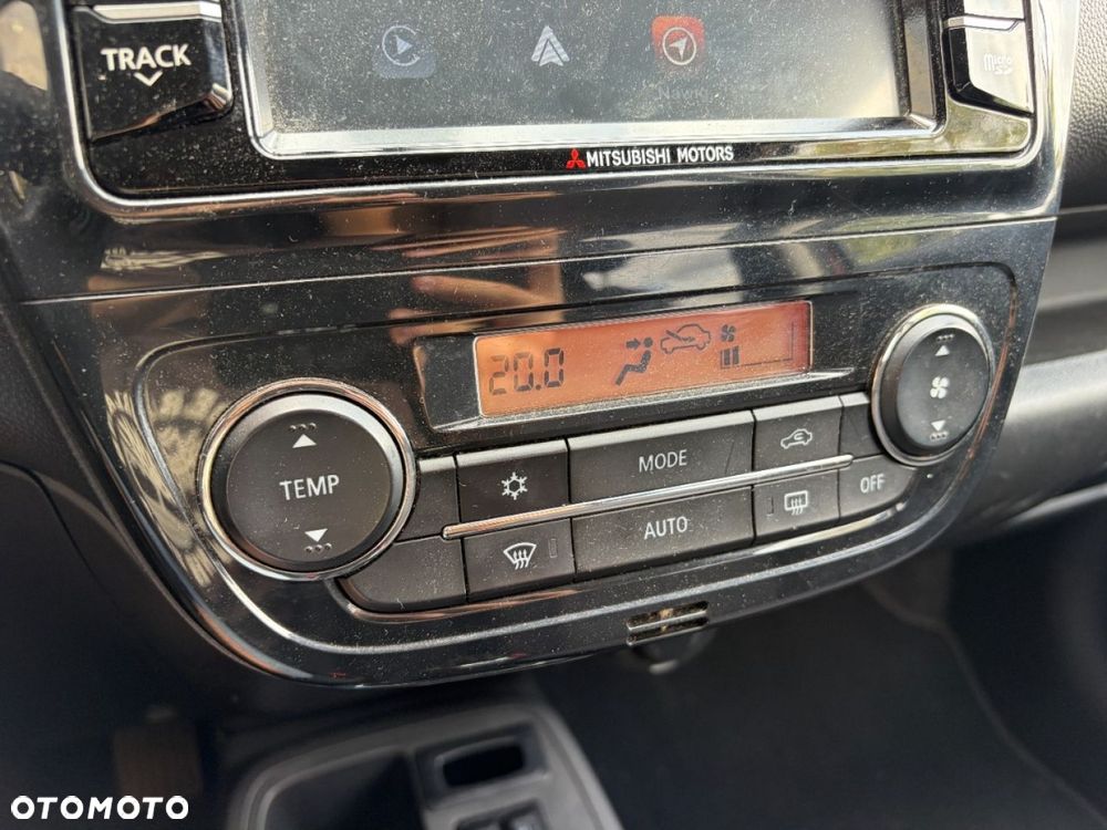 Mitsubishi Space Star 1.2 AS&G Intense - 16