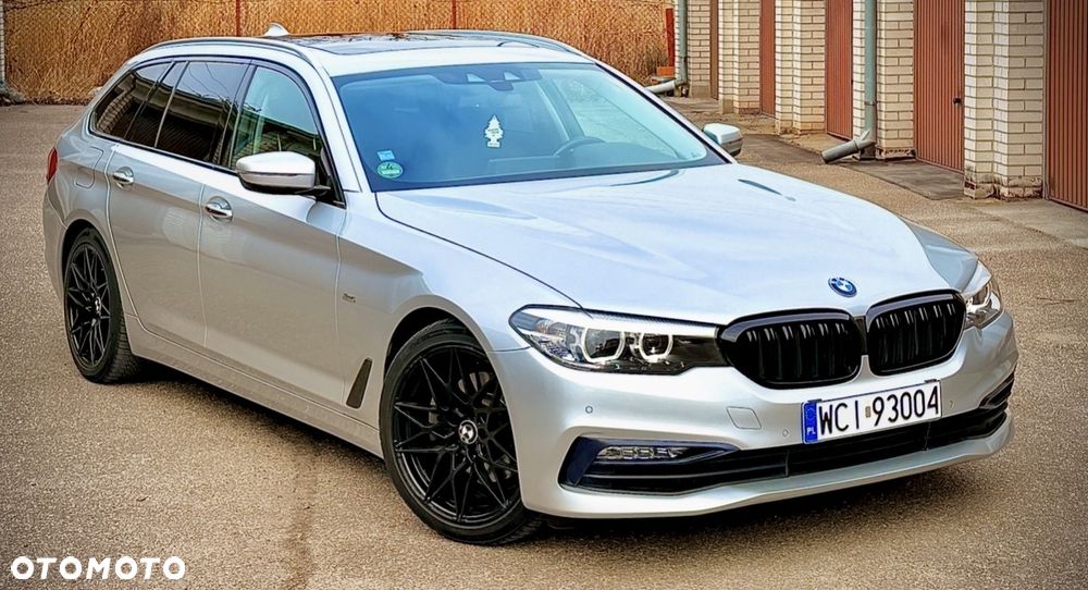 BMW Seria 5 520d Sport Line - 16