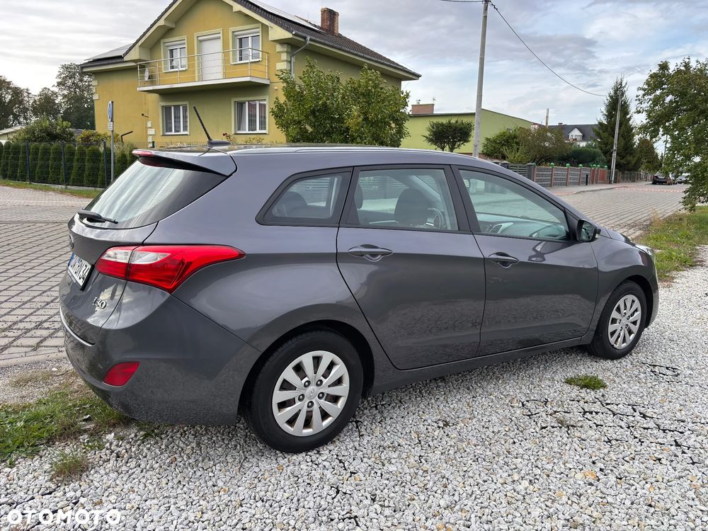 Hyundai i30 i30cw 1.6 CRDi Trend - 17