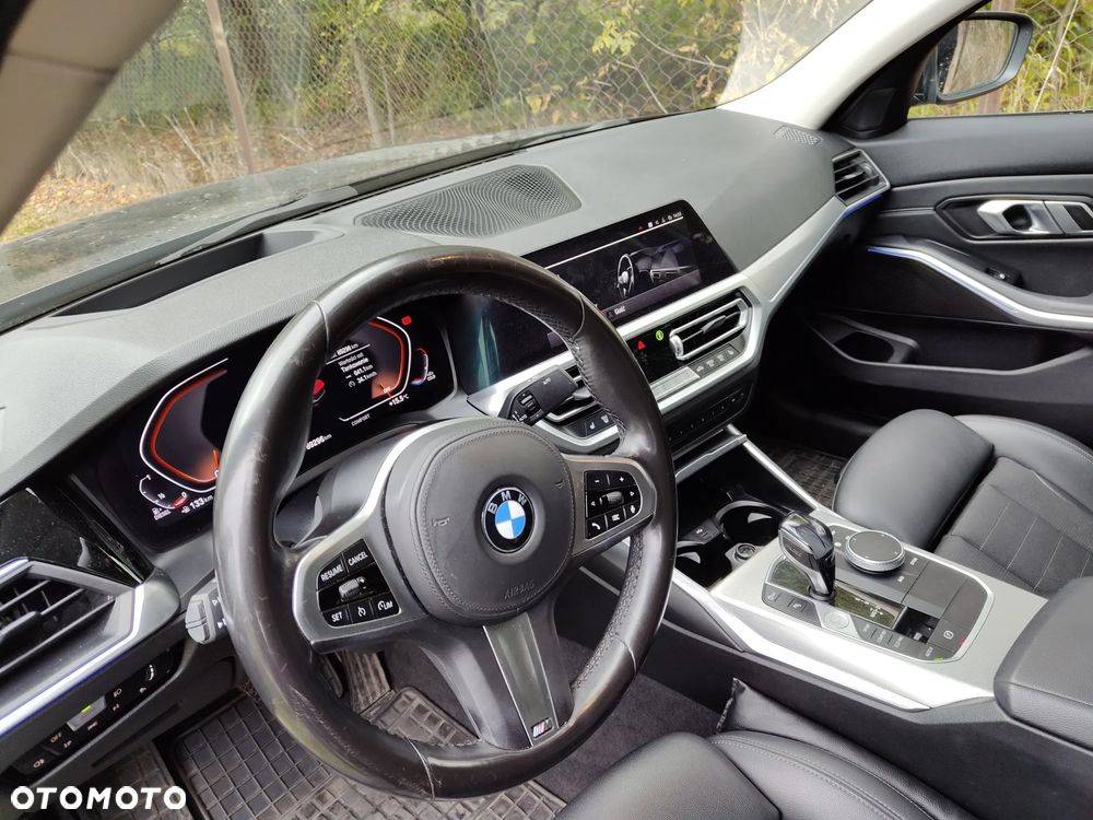 BMW Seria 3 - 17