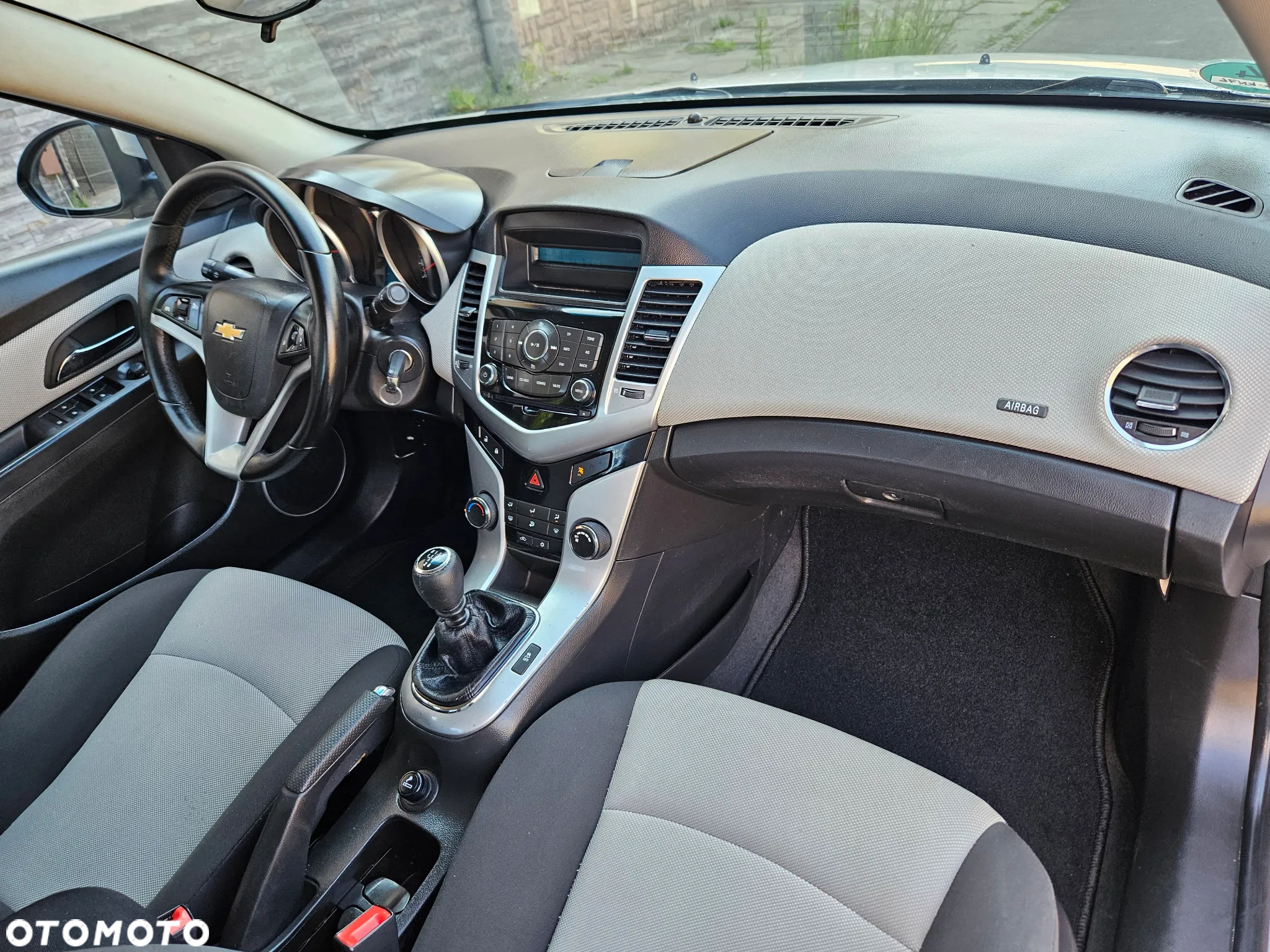 Chevrolet Cruze 1.6 LS - 15