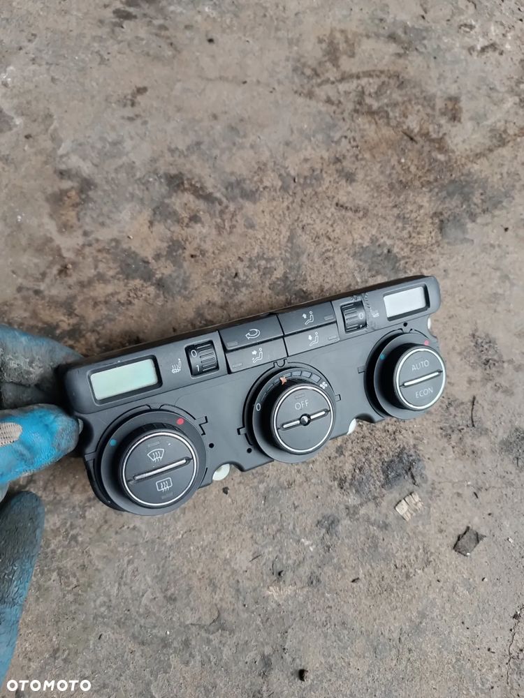 VW TOURAN I GOLF V PANEL KLIMATYZACJI Z FUNKCJĄ GRZANYCH FOTELI - 1