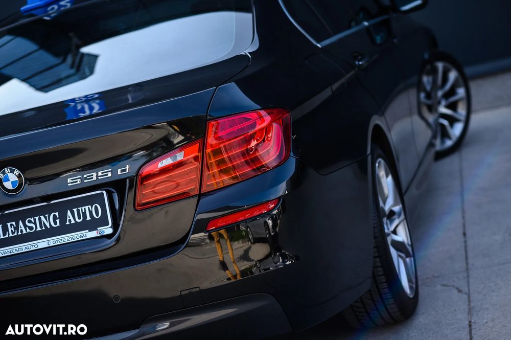 BMW Seria 5 530d Sport-Aut. - 23