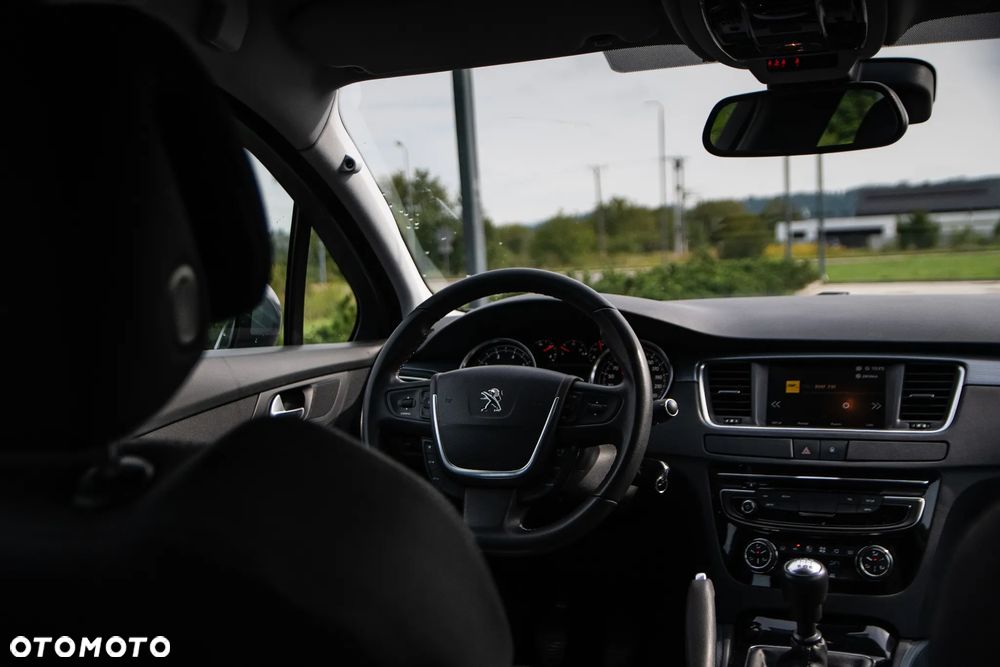 Peugeot 508 1.6 e-THP Allure S&S - 11