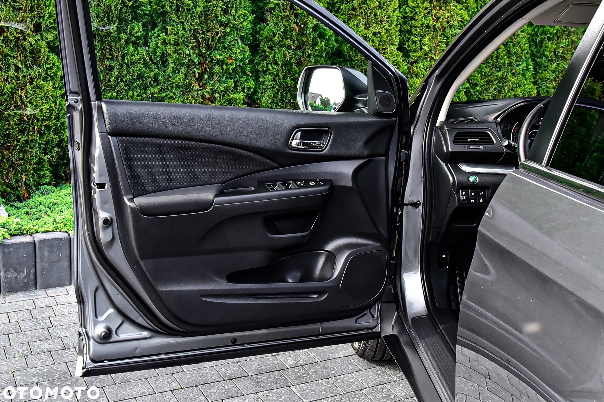 Honda CR-V 2.0i-VTEC 4WD Automatik Executive - 24