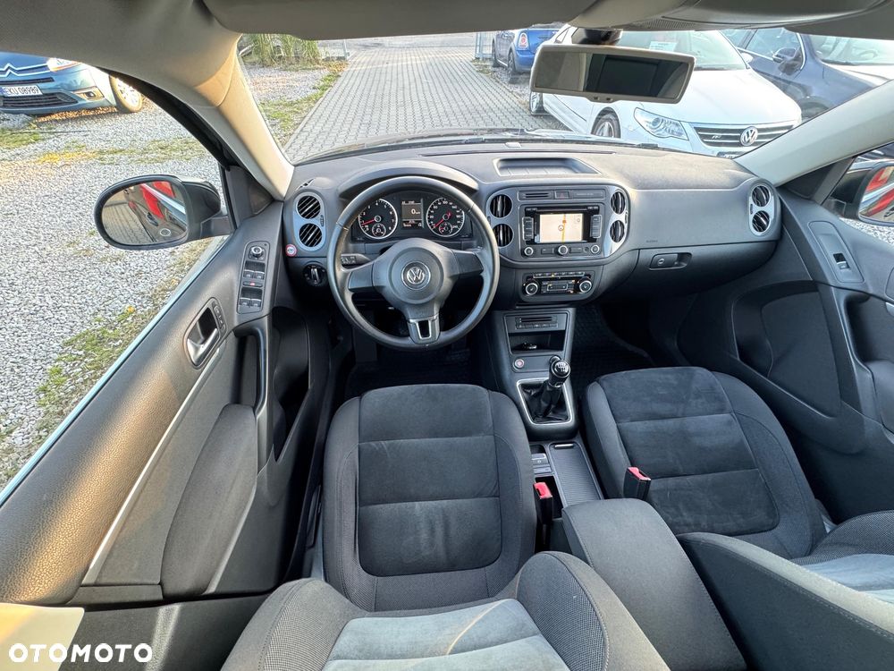 Volkswagen Tiguan - 14