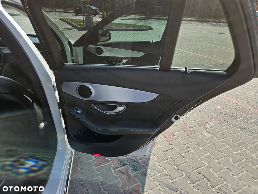 Mercedes-Benz Klasa C 200 (BlueTEC) d 7G-TRONIC Exclusive - 15