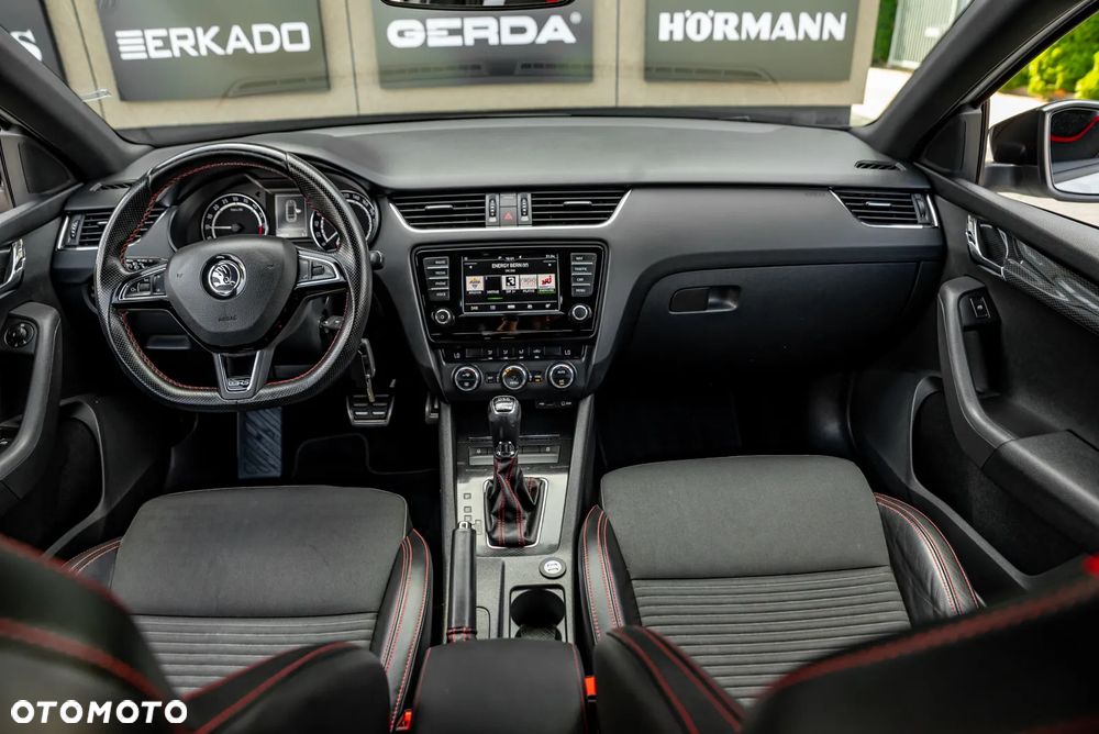 Skoda Octavia 2.0 TDI DSG RS - 21