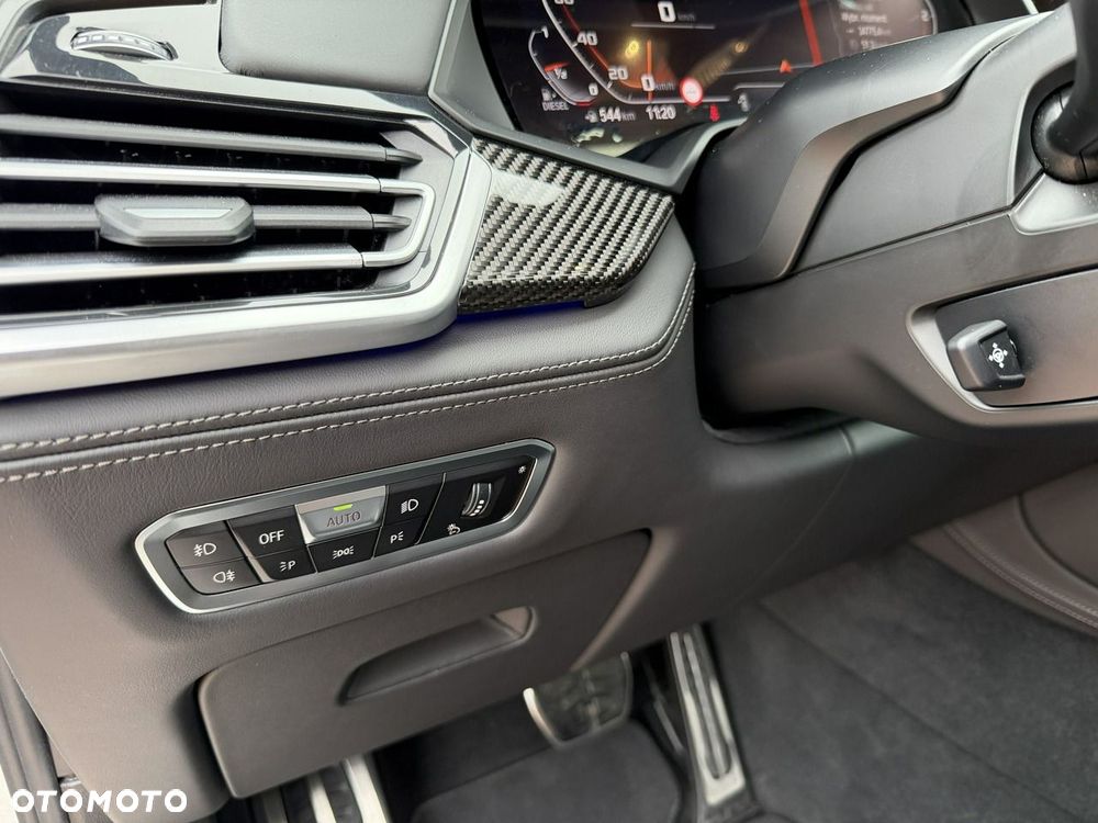 BMW X6 - 25