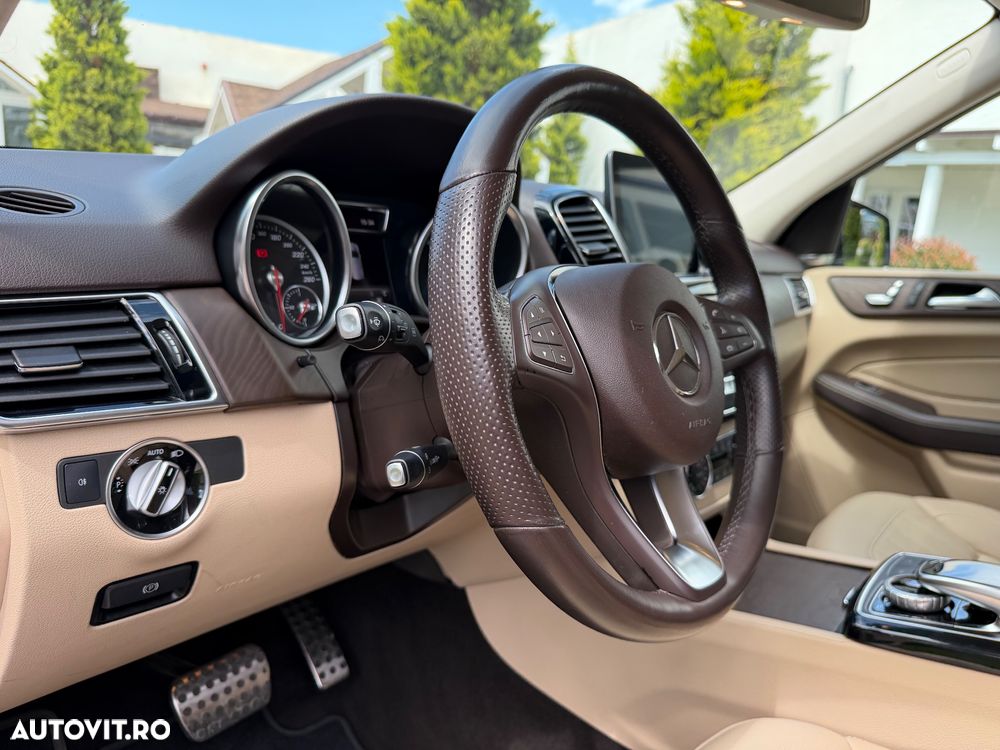 Mercedes-Benz GLE 350 d 4MATIC - 32