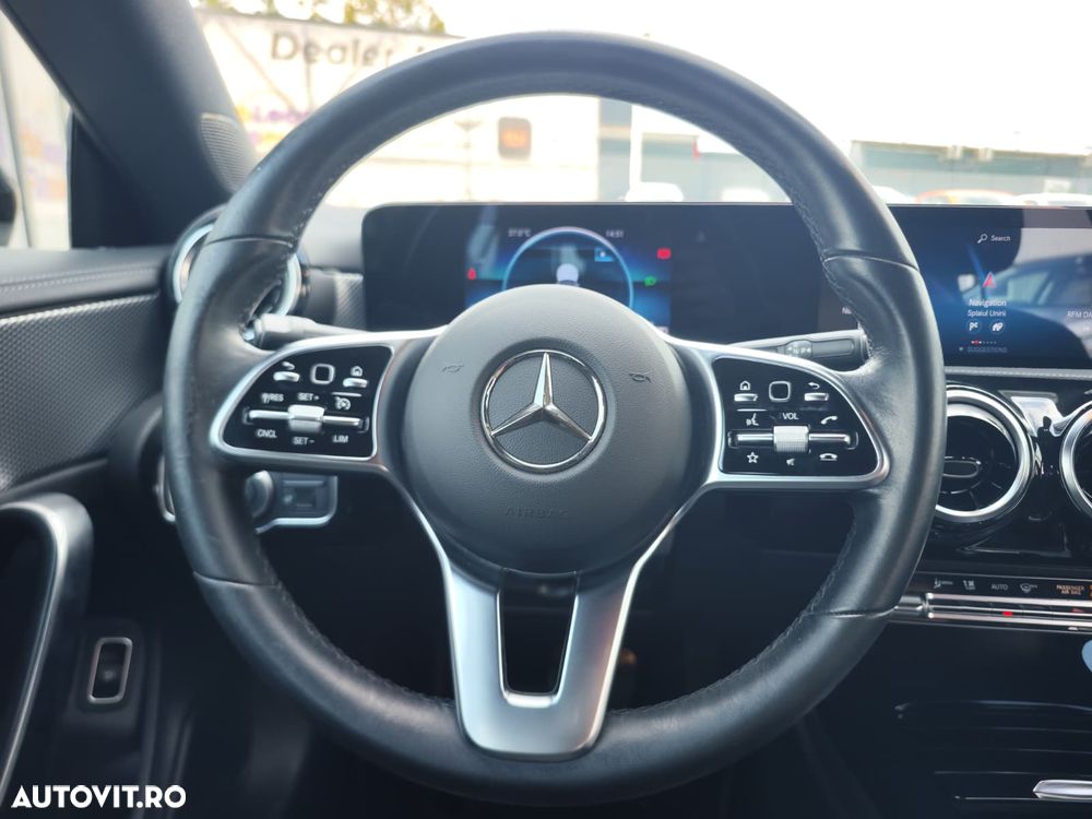 Mercedes-Benz CLA 180 d 8G-DCT - 22