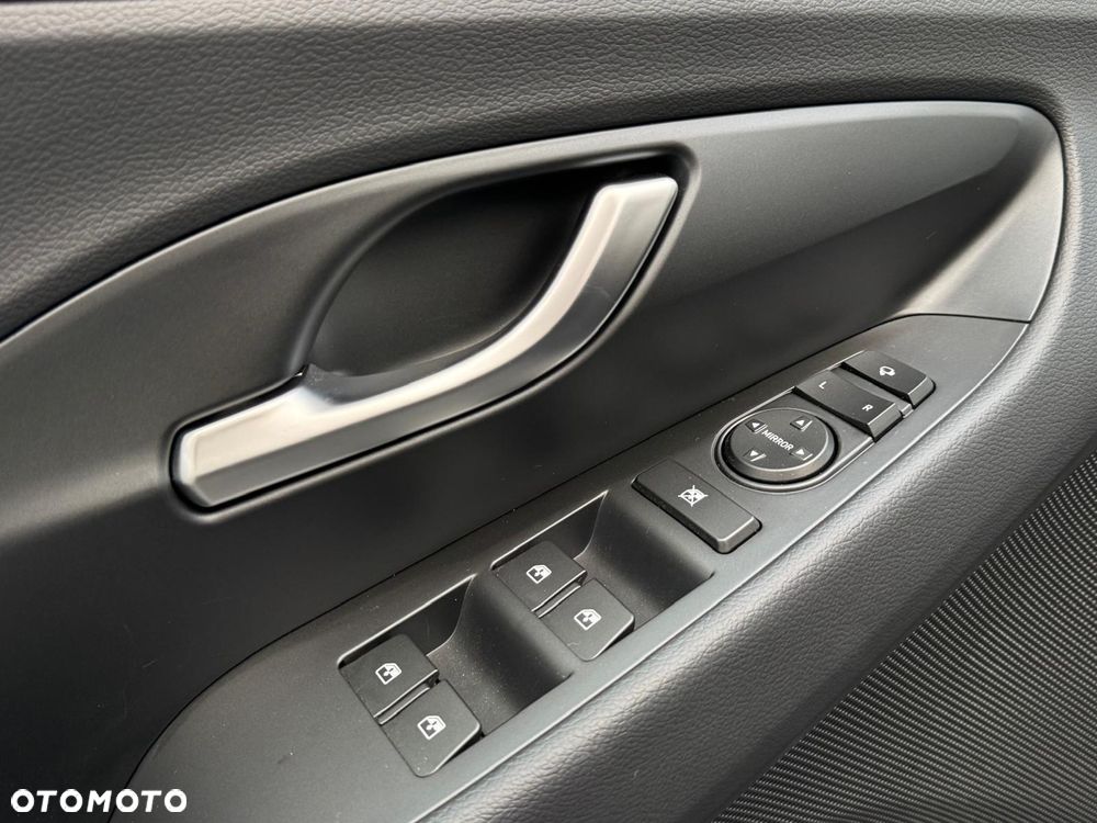 Hyundai i30 1.5 T-GDI 48V Smart DCT - 9