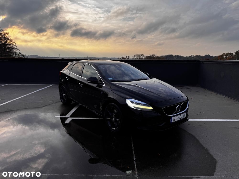 Volvo V40 D3 Drive-E Ocean Race - 1