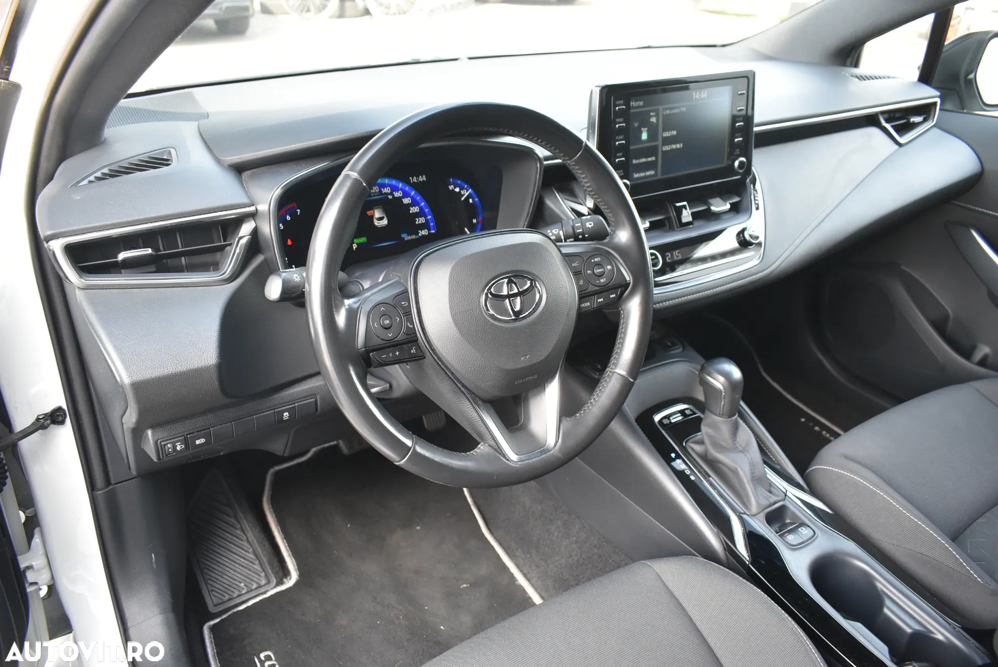Toyota Corolla 1.8 Hybrid Comfort - 14