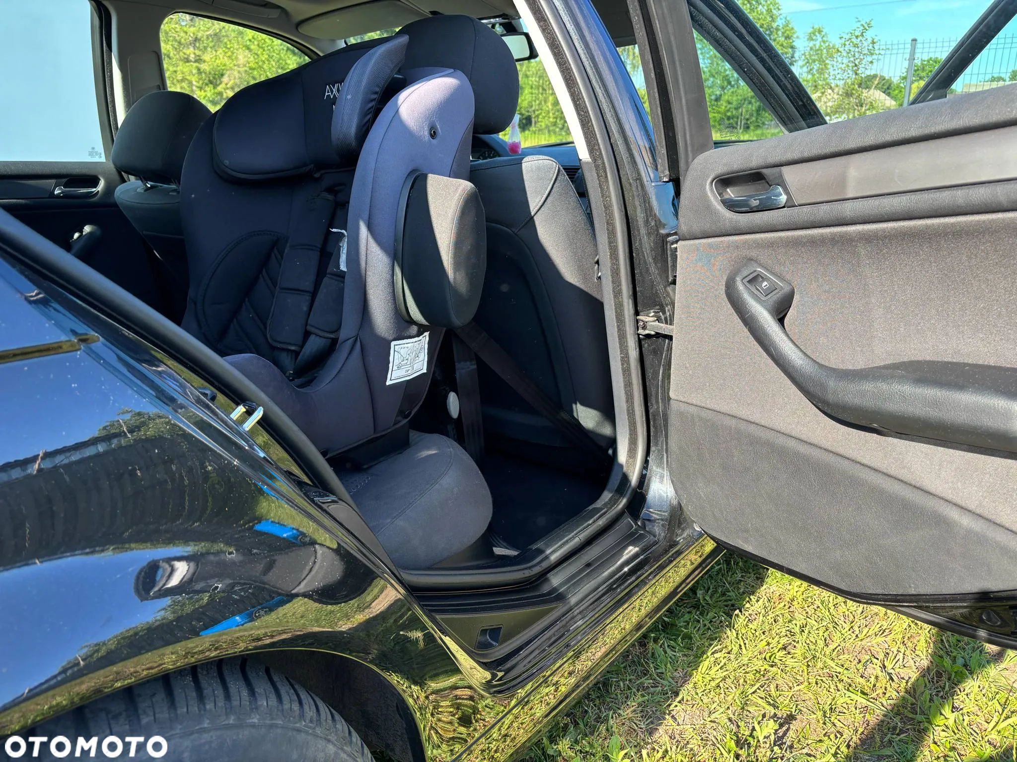 BMW Seria 3 318i - 25
