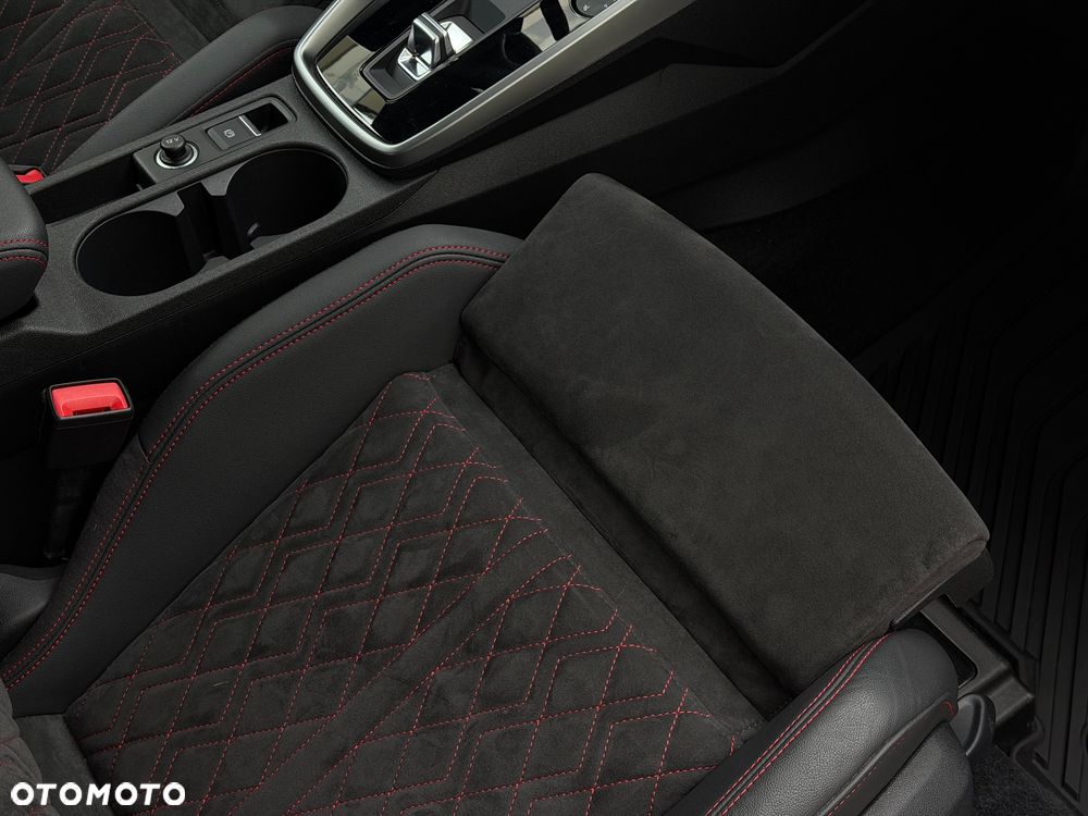 Audi A3 Limousine 35 TFSI mHEV S Line S tronic - 14