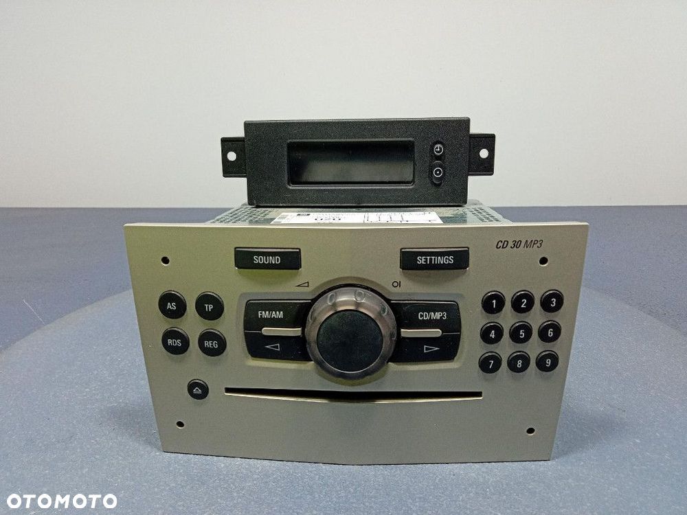 OPEL CORSA D 06- RADIO FABRYCZNE OEM CD30 MP3 13257028 - 1