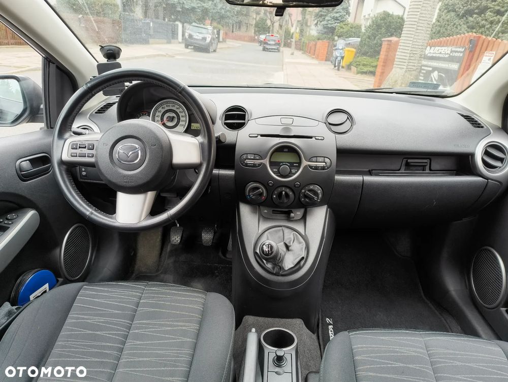 Mazda 2 - 12