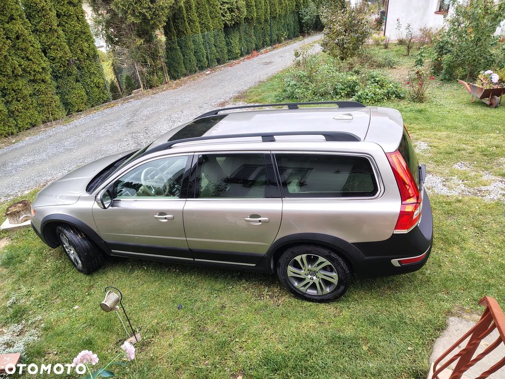 Volvo XC 70 3.2 AWD Momentum - 35