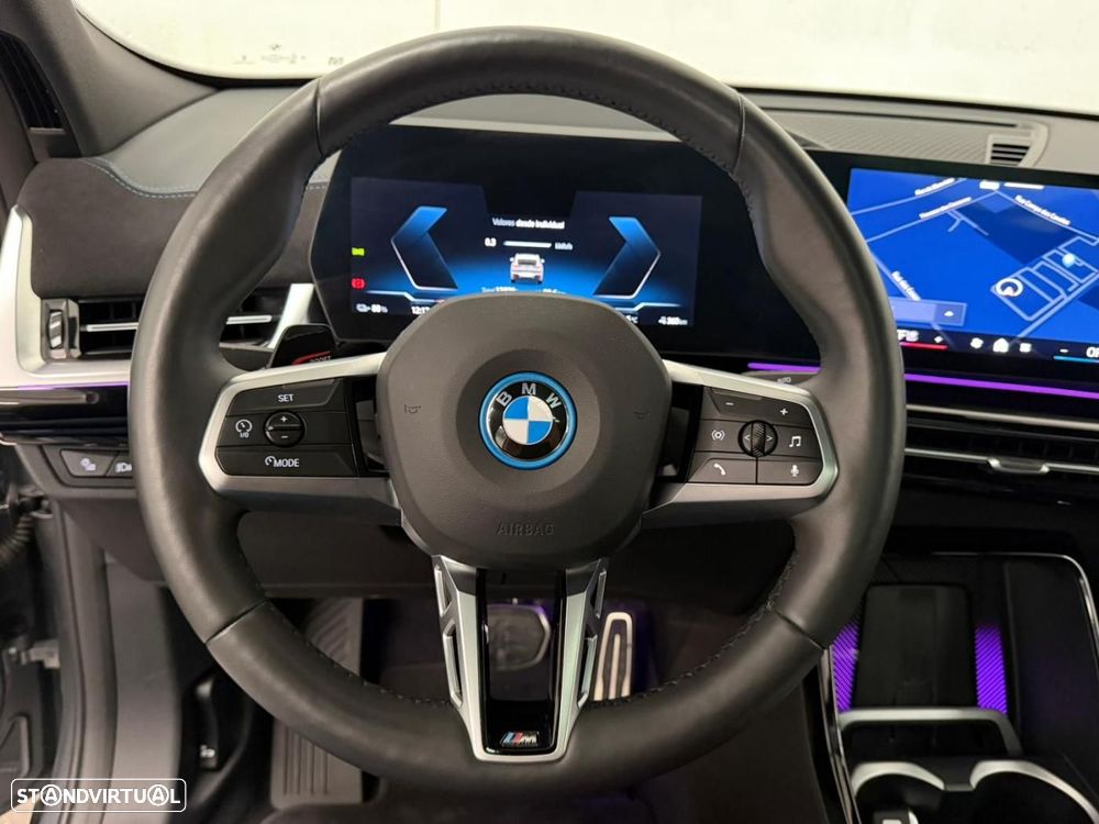 BMW iX2 eDrive20 Pack Desportivo M Pro - 20