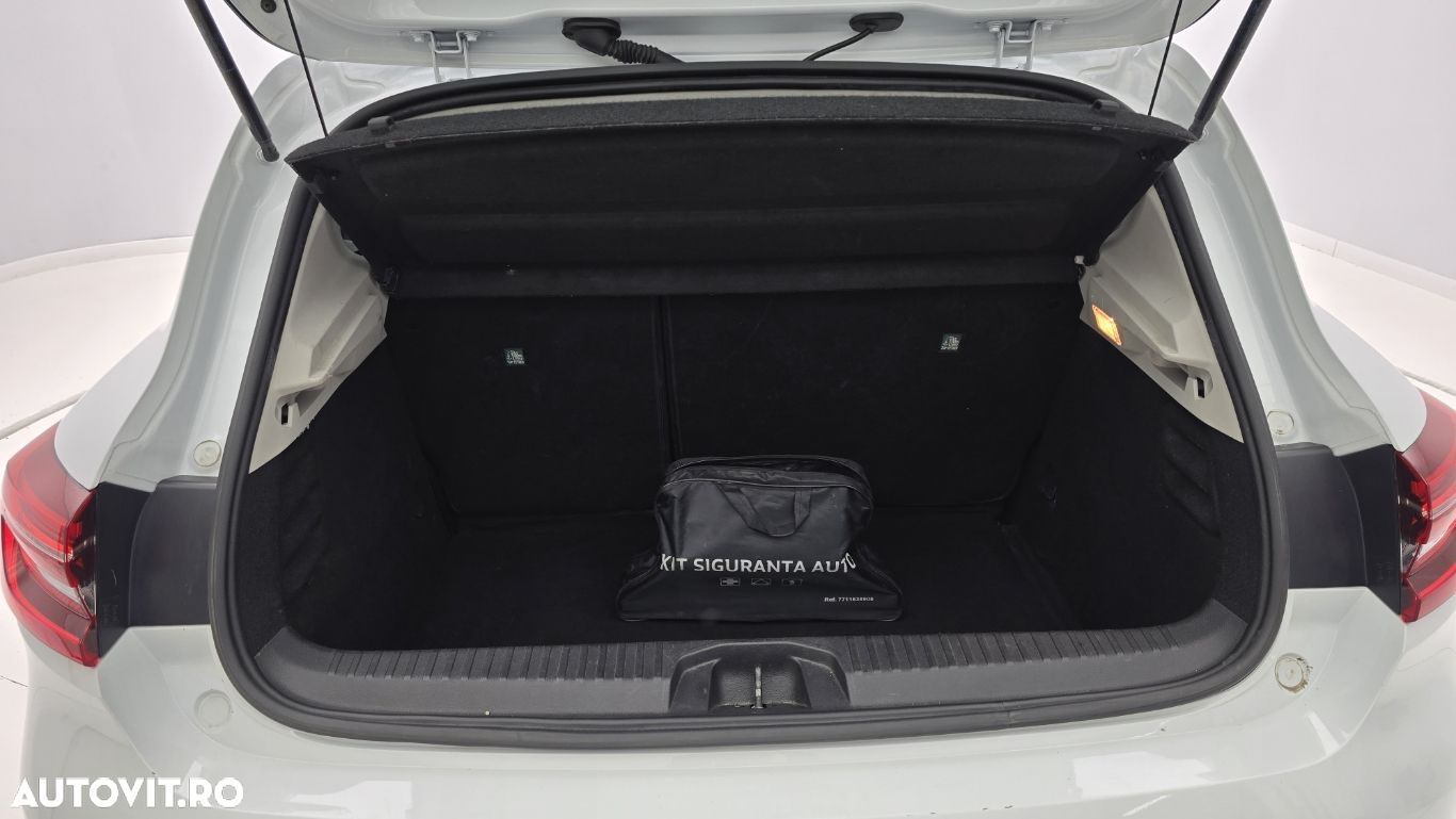 Renault Clio - 25