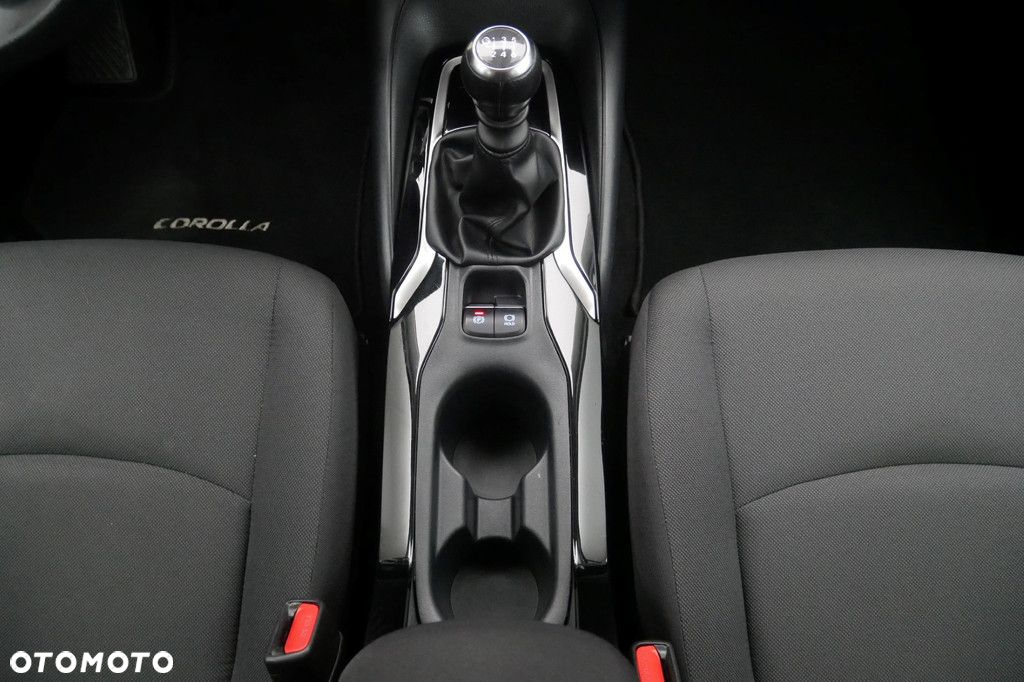 Toyota Corolla - 11