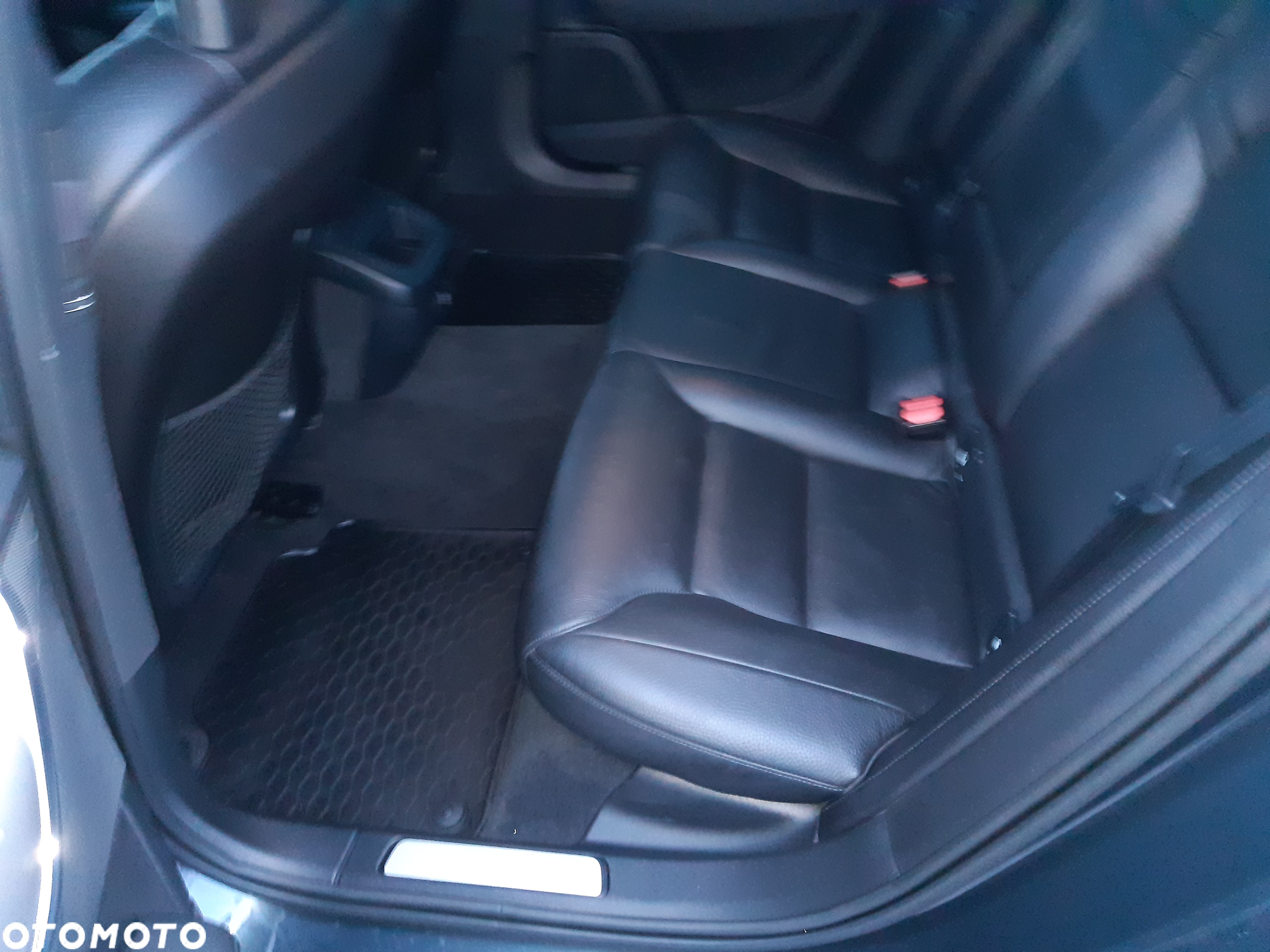 Volvo V90 D3 Momentum - 30