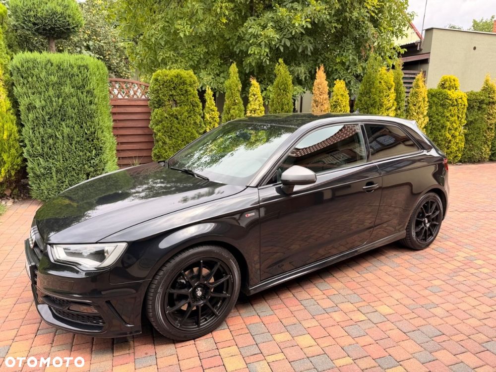 Audi A3 Sportback - 1