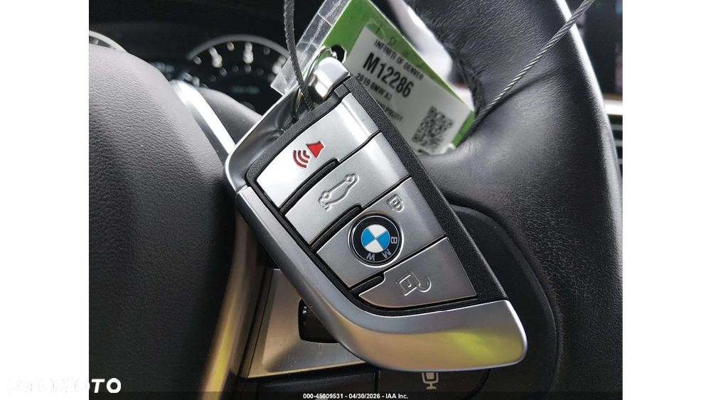 BMW X3 xDrive30i - 16