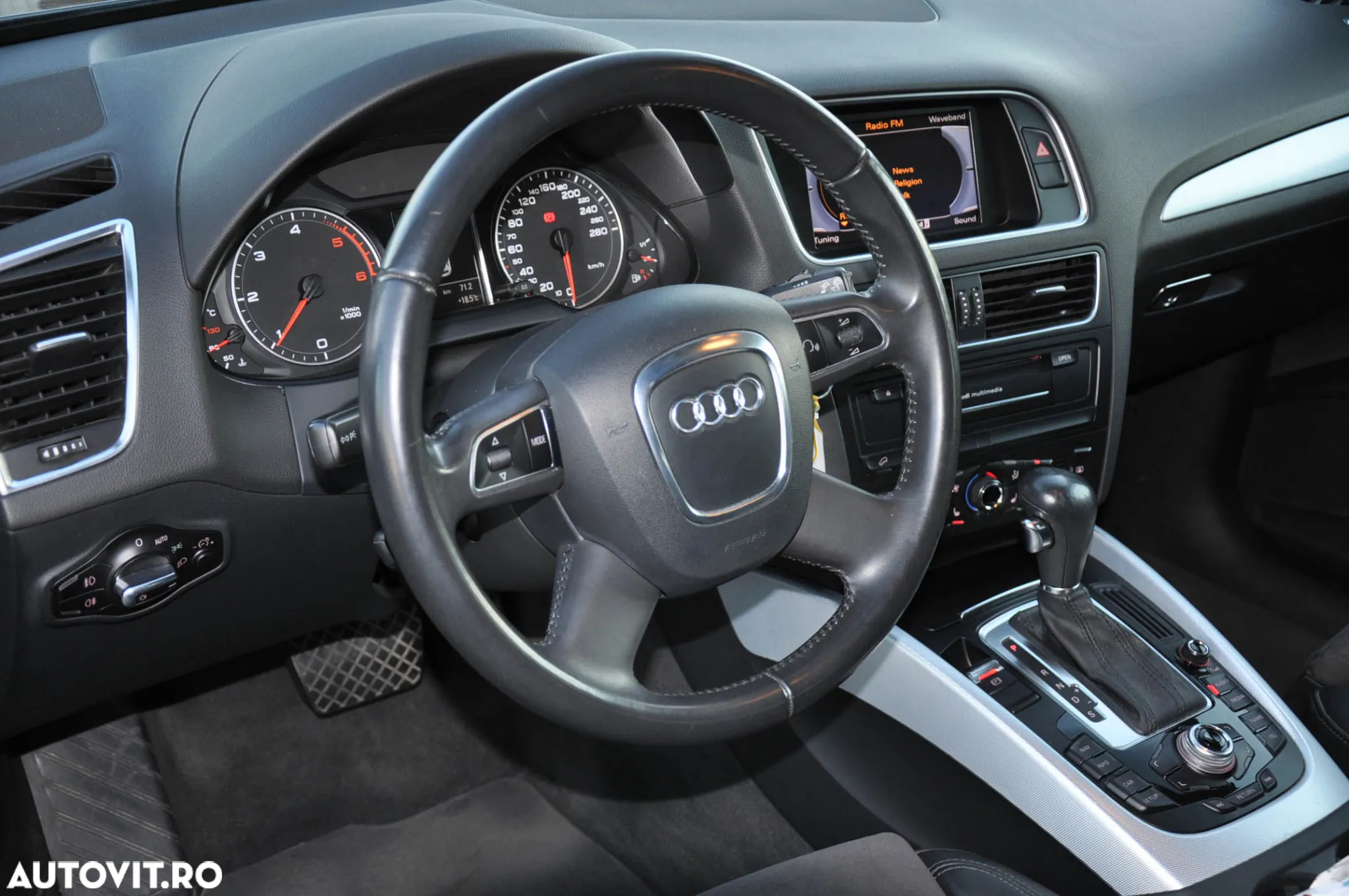 Audi Q5 2.0 TDI Quattro S-Tronic - 11