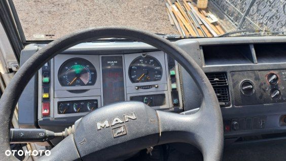 MAN L2000 - 8