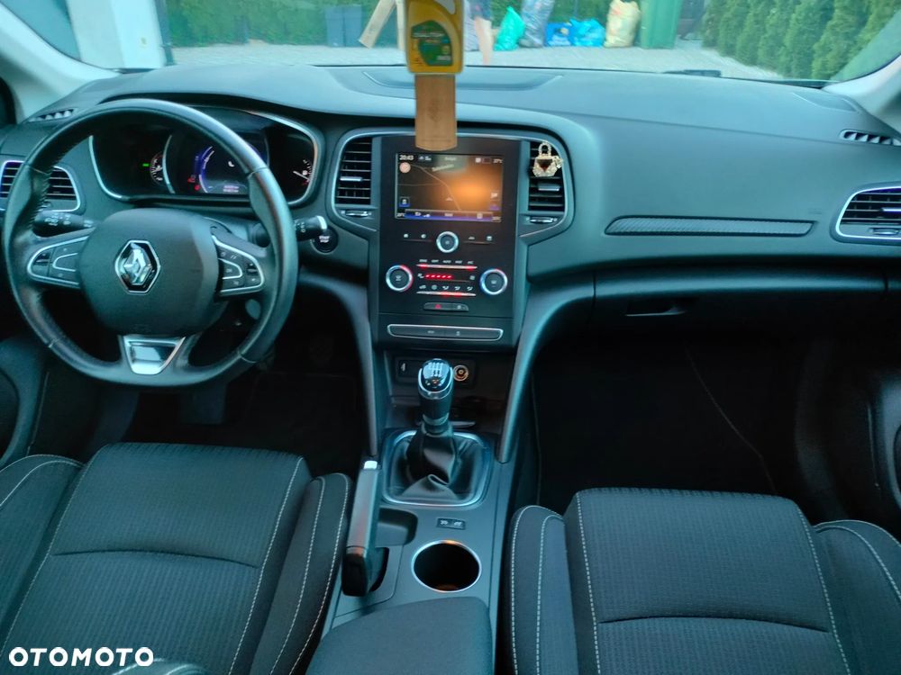 Renault Megane 1.5 Blue dCi Intens - 10