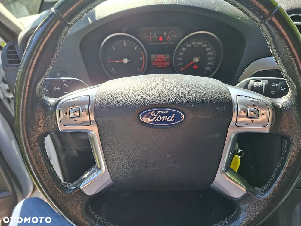 Ford S-Max 2.0 TDCi DPF Business Edition - 12