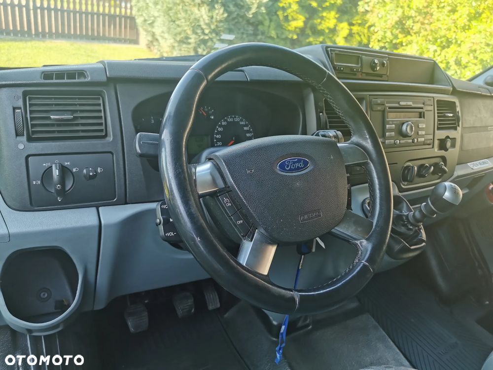 Ford Transit 350L Trend - 8
