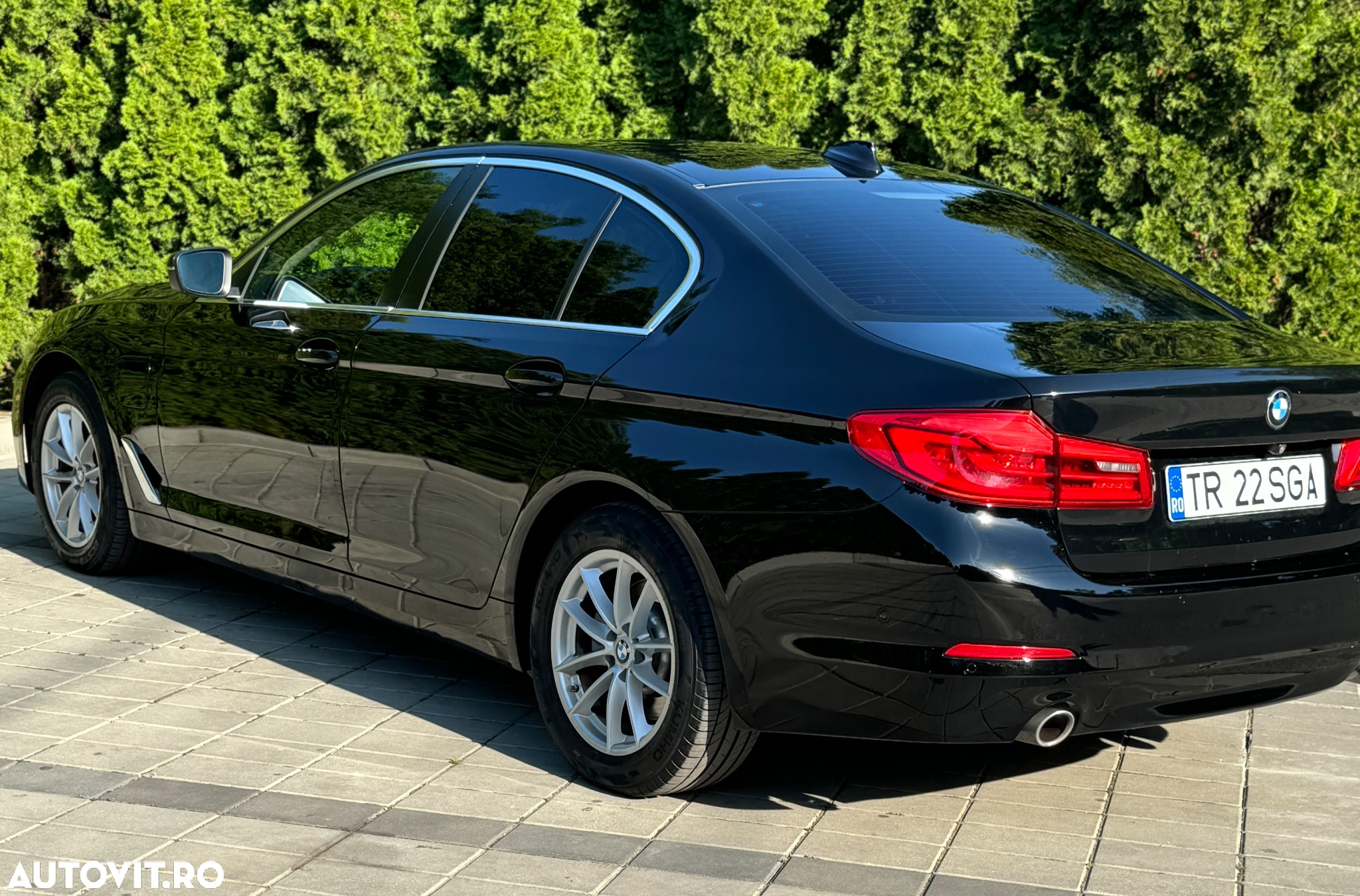 BMW Seria 5 530e Touring Aut. Luxury Line - 7