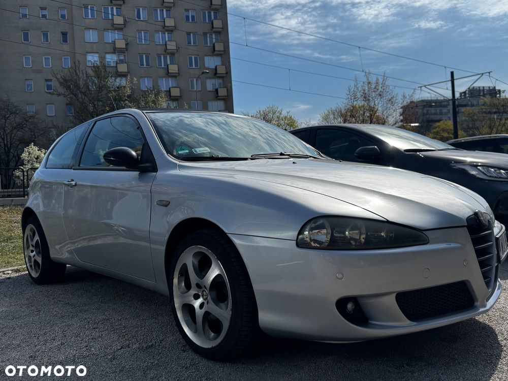 Alfa Romeo 147 - 4