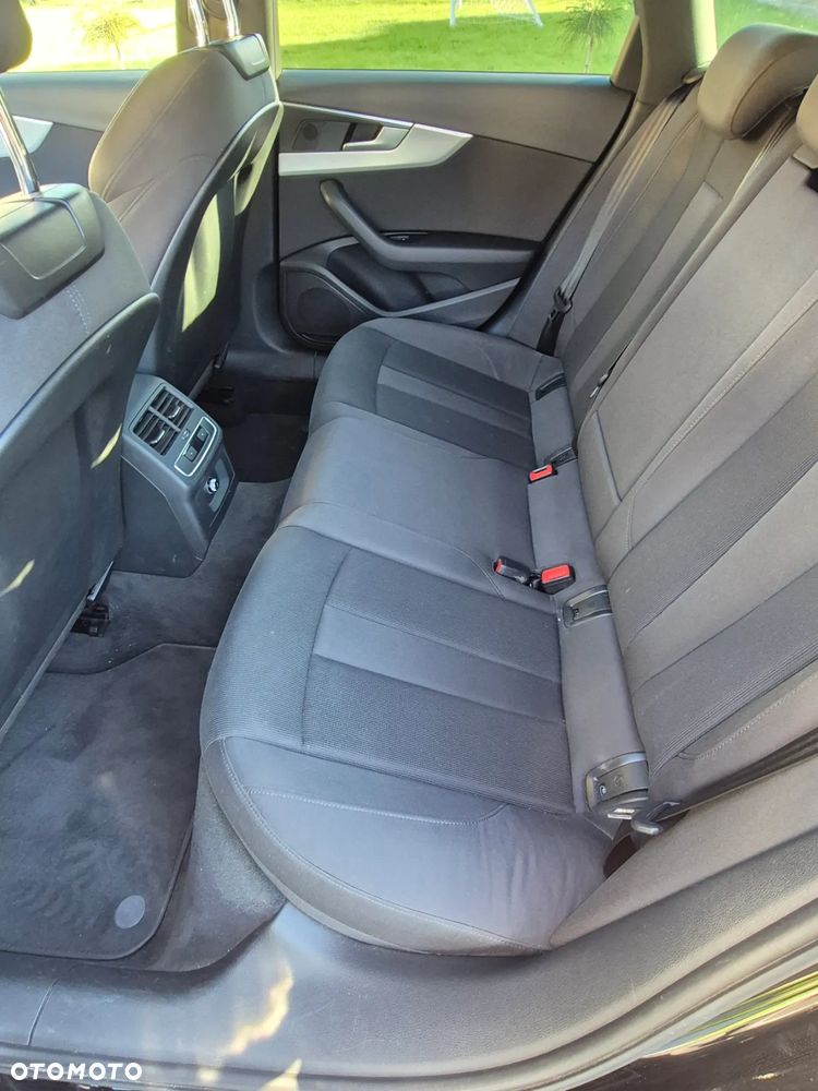 Audi A4 Avant 2.0 TDI Sport S tronic - 13