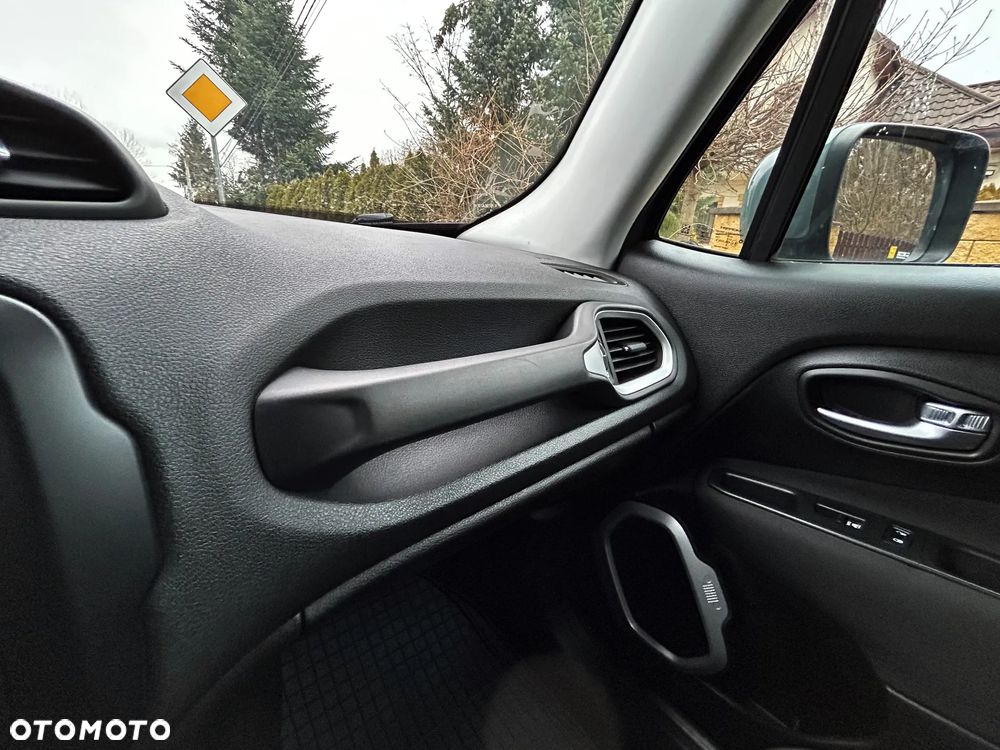 Jeep Renegade 1.4 MultiAir Longitude FWD S&S - 28