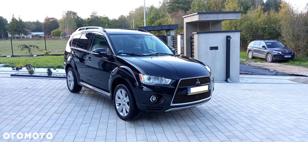 Mitsubishi Outlander - 8