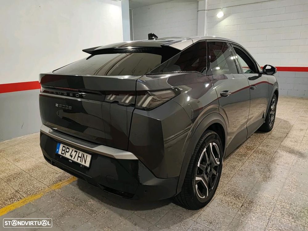Peugeot E-3008 73 kWh Allure - 4