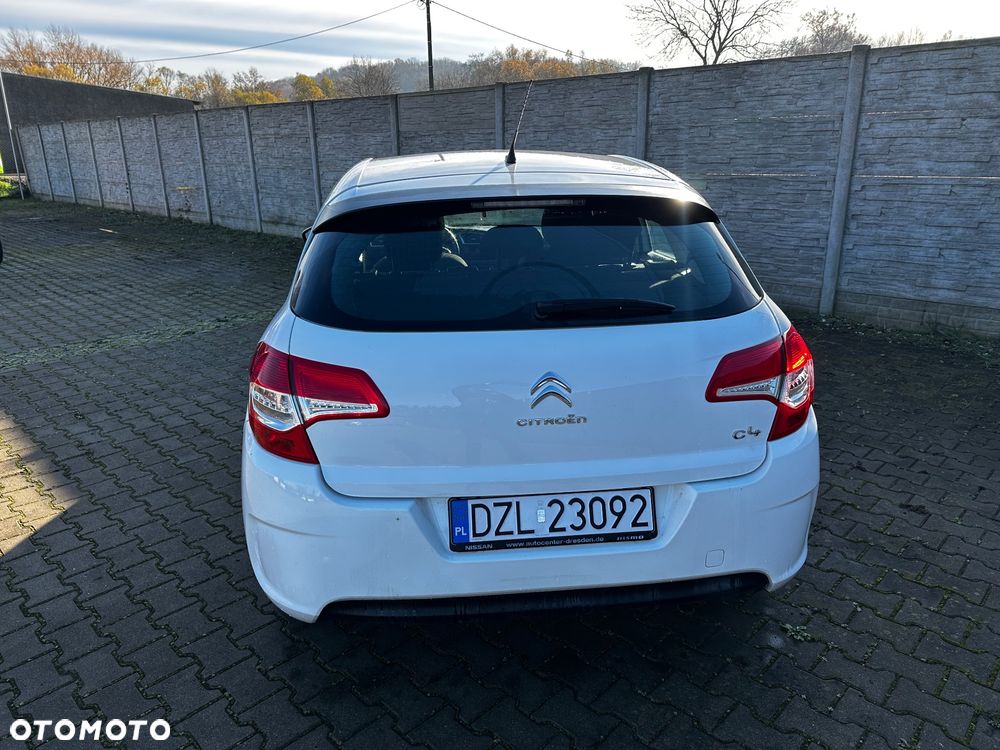 Citroën C4 VTi 95 Attraction - 4