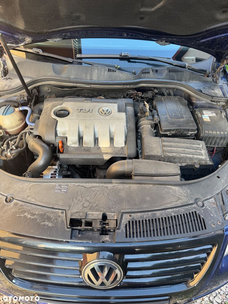 Volkswagen Passat - 17