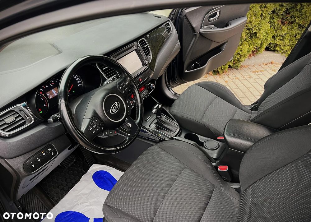 Kia Carens 1.7 CRDi L 7os 7DCT - 30