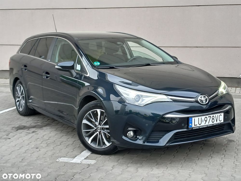Toyota Avensis Touring Sports 1.8 Edition S+ - 18