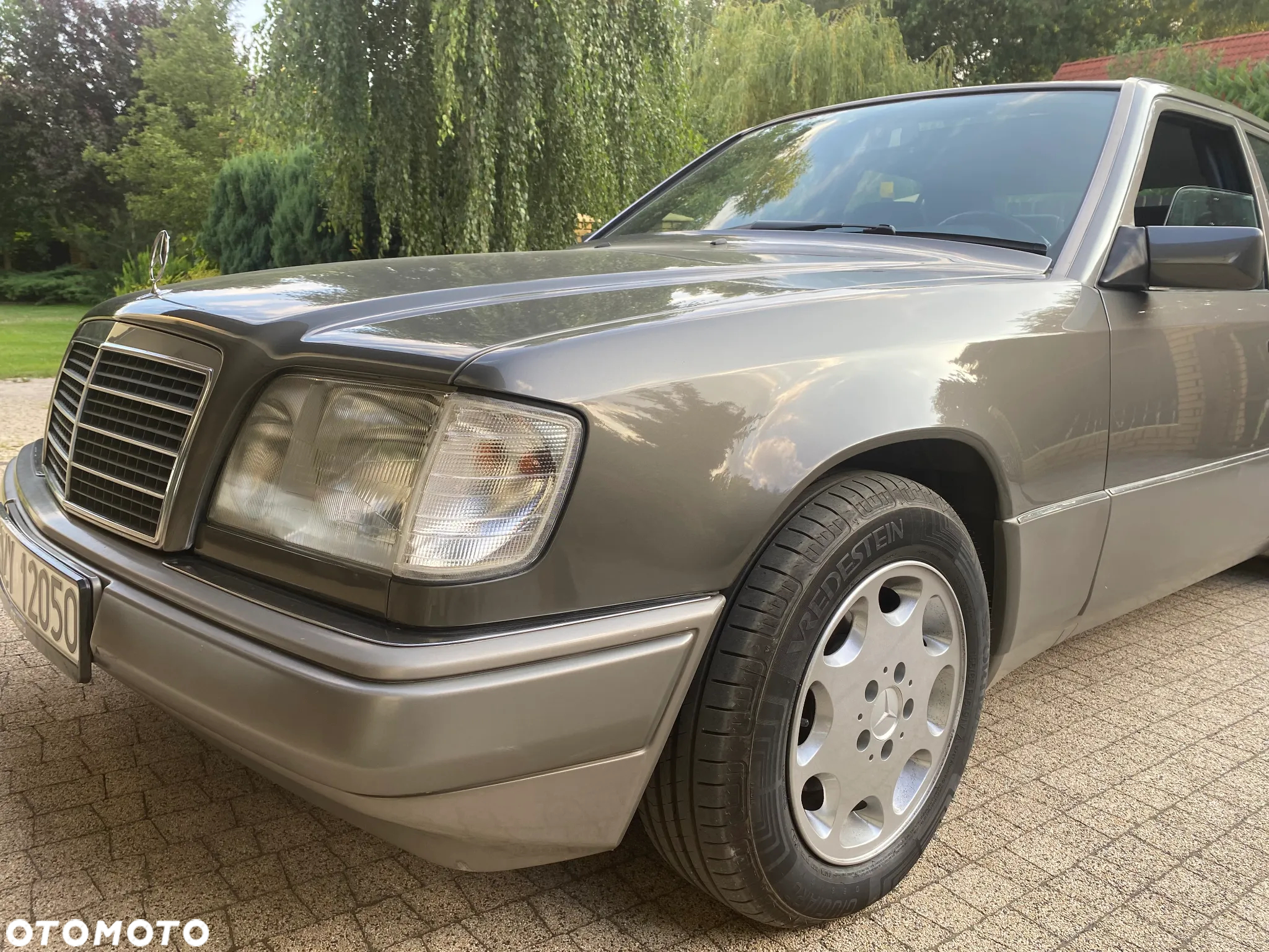 Mercedes-Benz Klasa E 300 D - 3