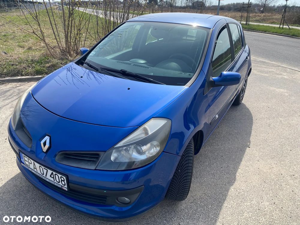 Renault Clio - 2