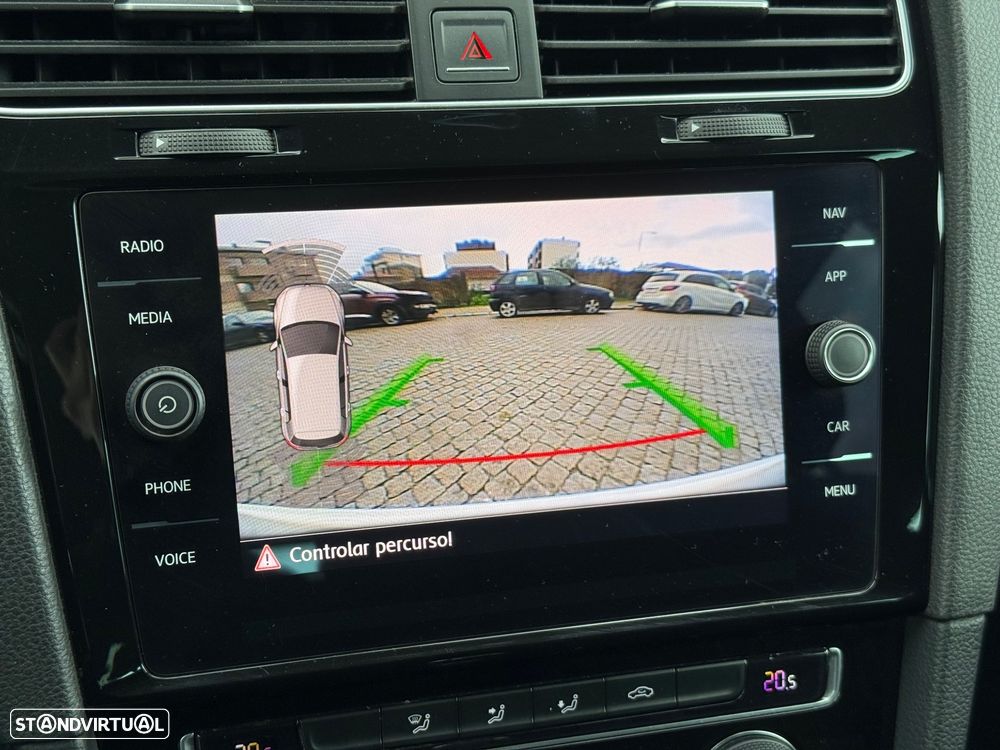 VW Golf 2.0 TDi GTD DSG - 21